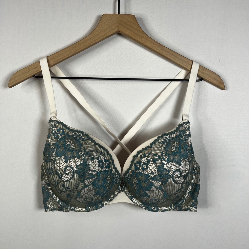Torrid Dream Wire-Free Push-Up Bra 38D White Blue Floral Lace Intimates Comfort